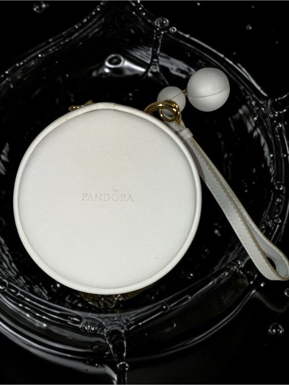 Pandora White Round Jewelry Case with Gold Accents